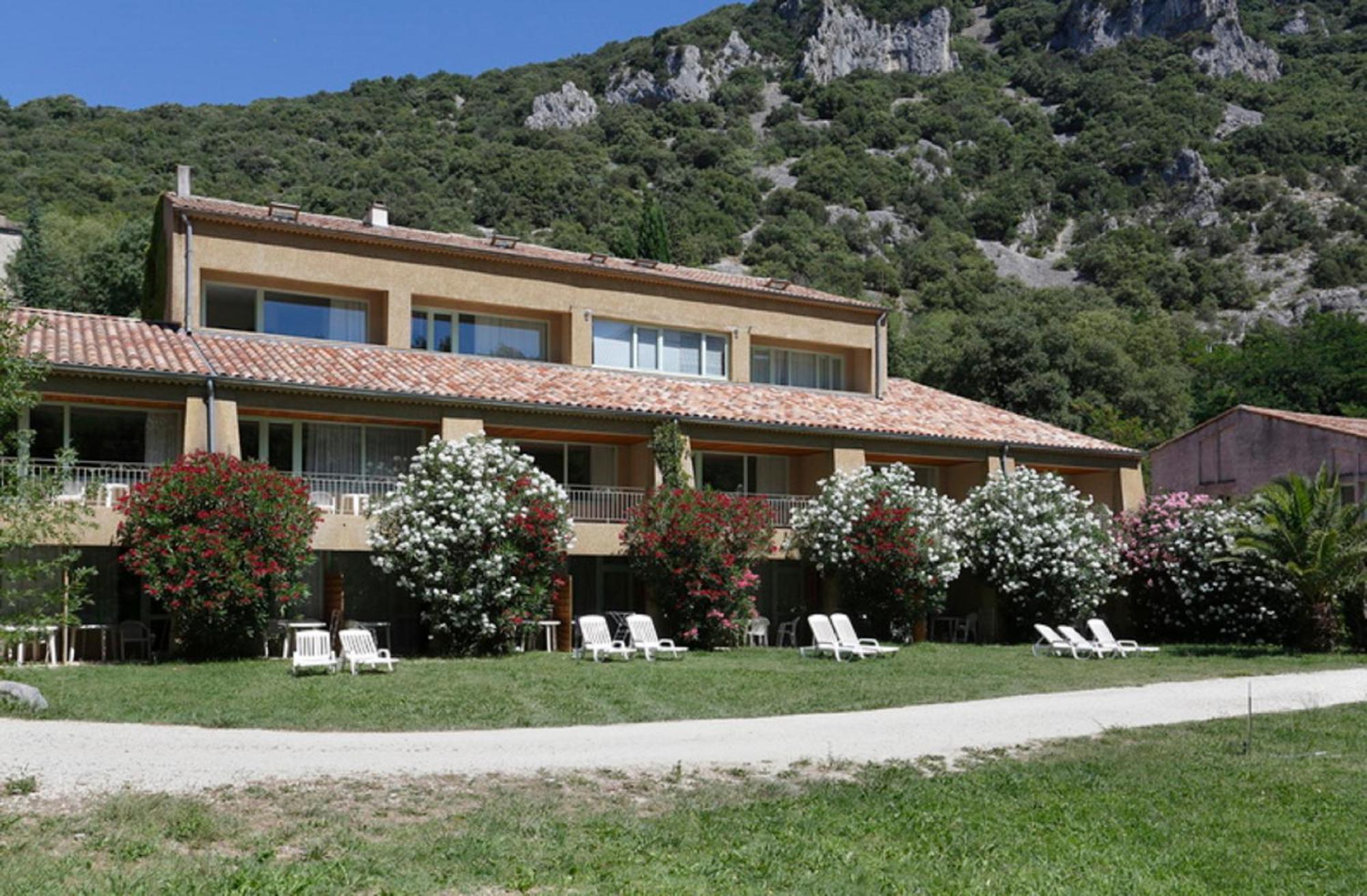 Vacanceole - Le Domaine De Chames - Pont D'Arc Vallon-Pont-d'Arc Exterior photo